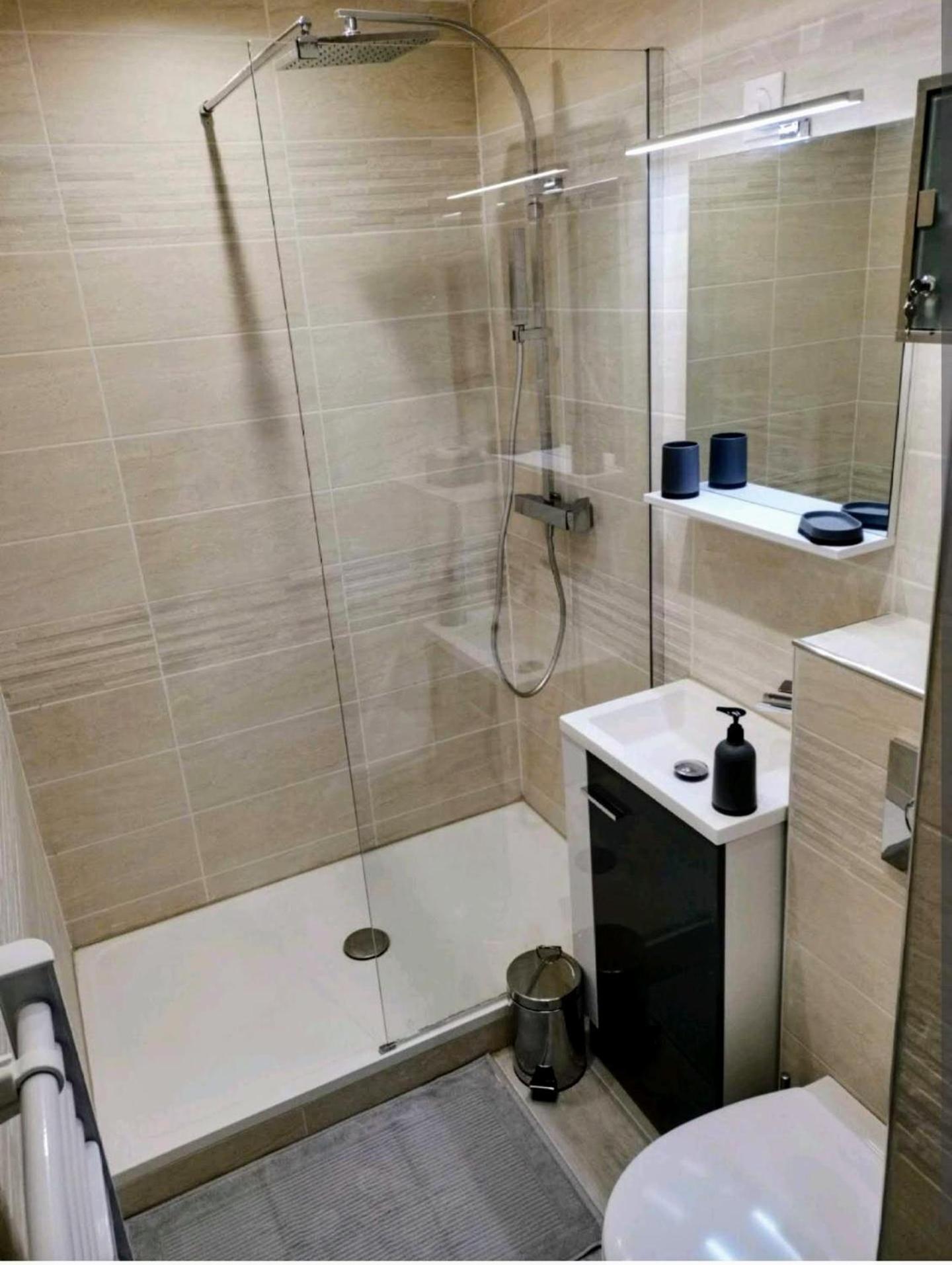 appartement vue mer pour 4 personnes accès direct plage wifi haut débit gratuit Le Barcarès Extérieur photo