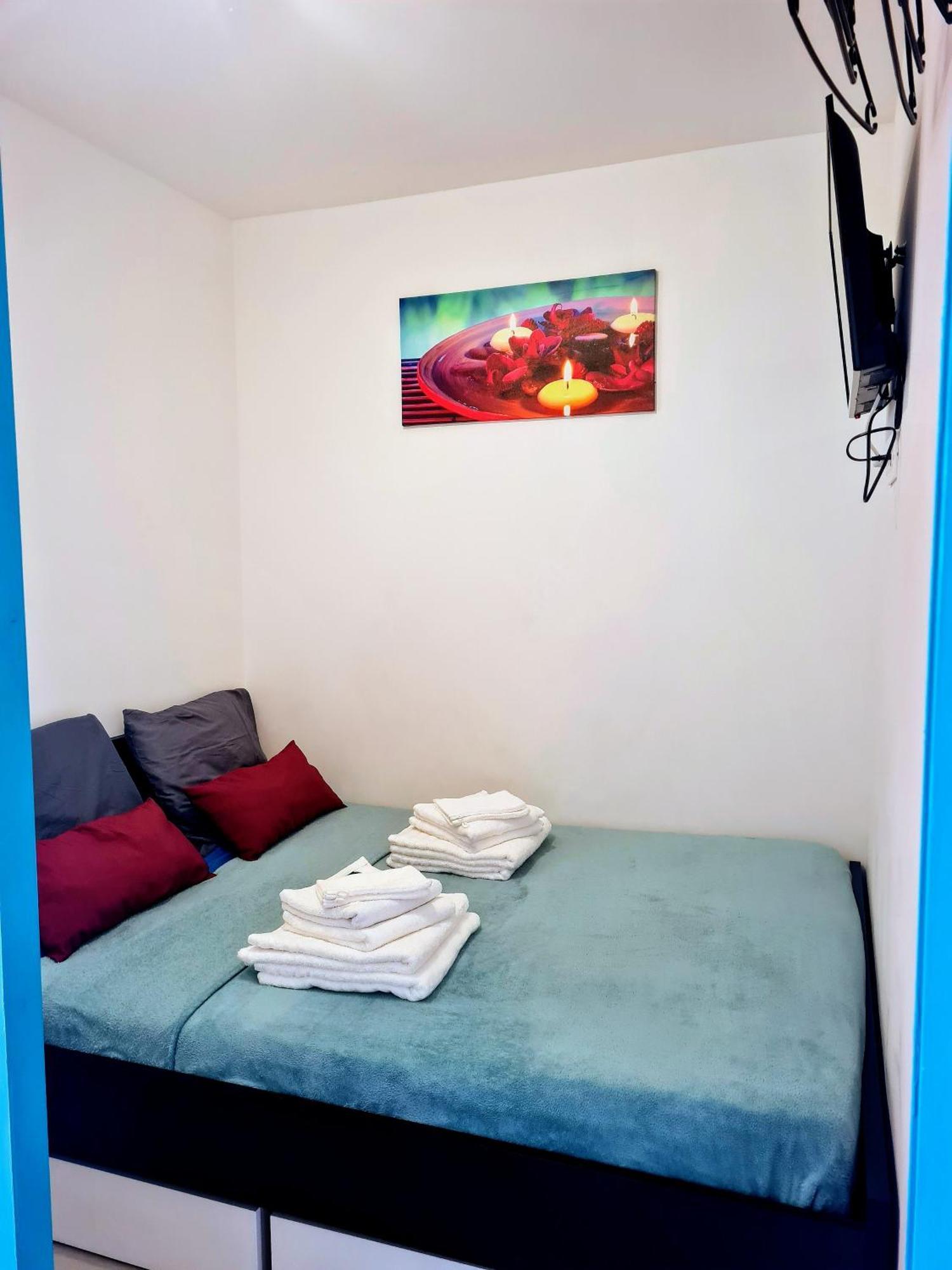 appartement vue mer pour 4 personnes accès direct plage wifi haut débit gratuit Le Barcarès Extérieur photo