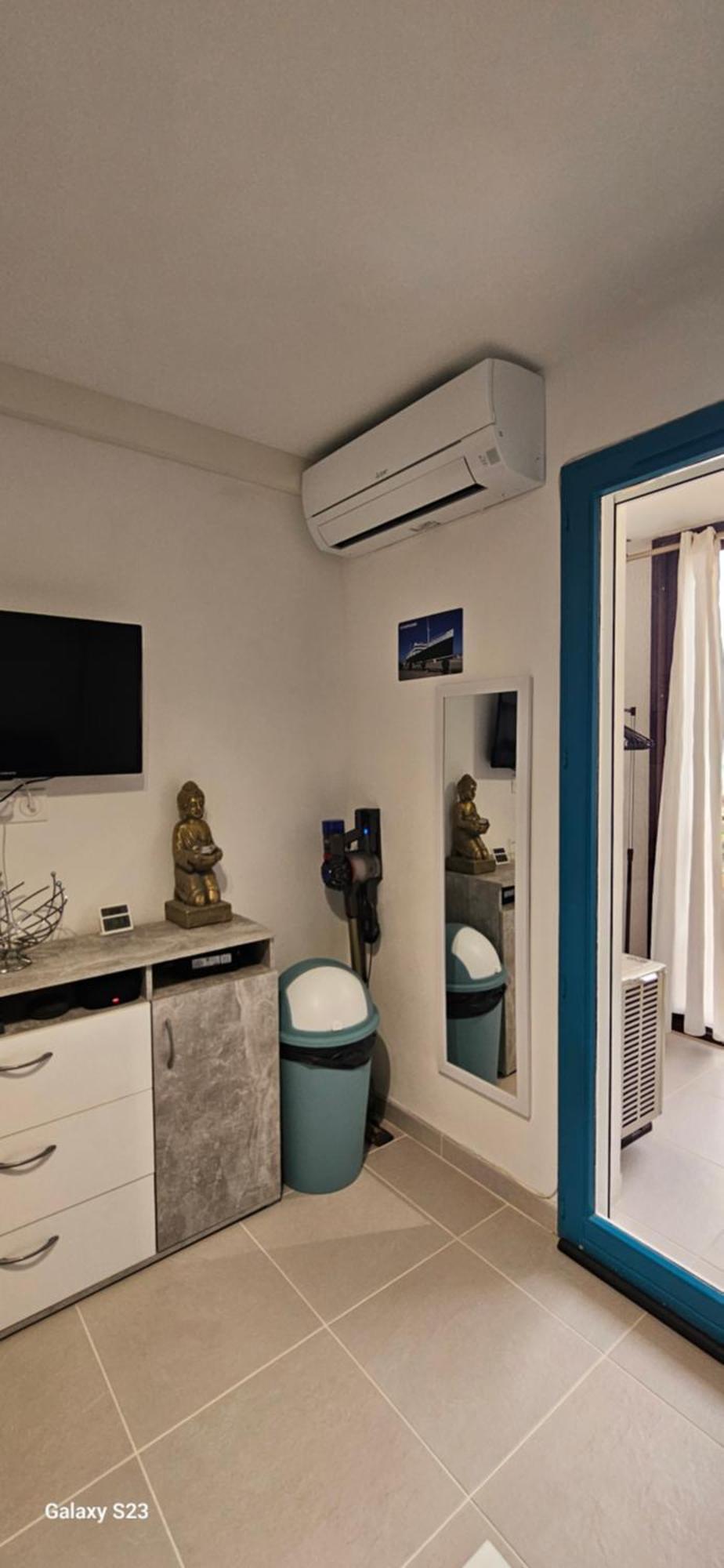 appartement vue mer pour 4 personnes accès direct plage wifi haut débit gratuit Le Barcarès Extérieur photo